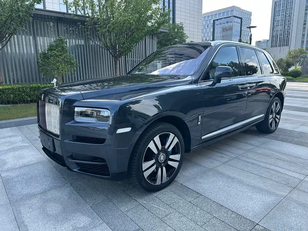 Cullinan 2018 four-seater version купить на сайте DeffCars