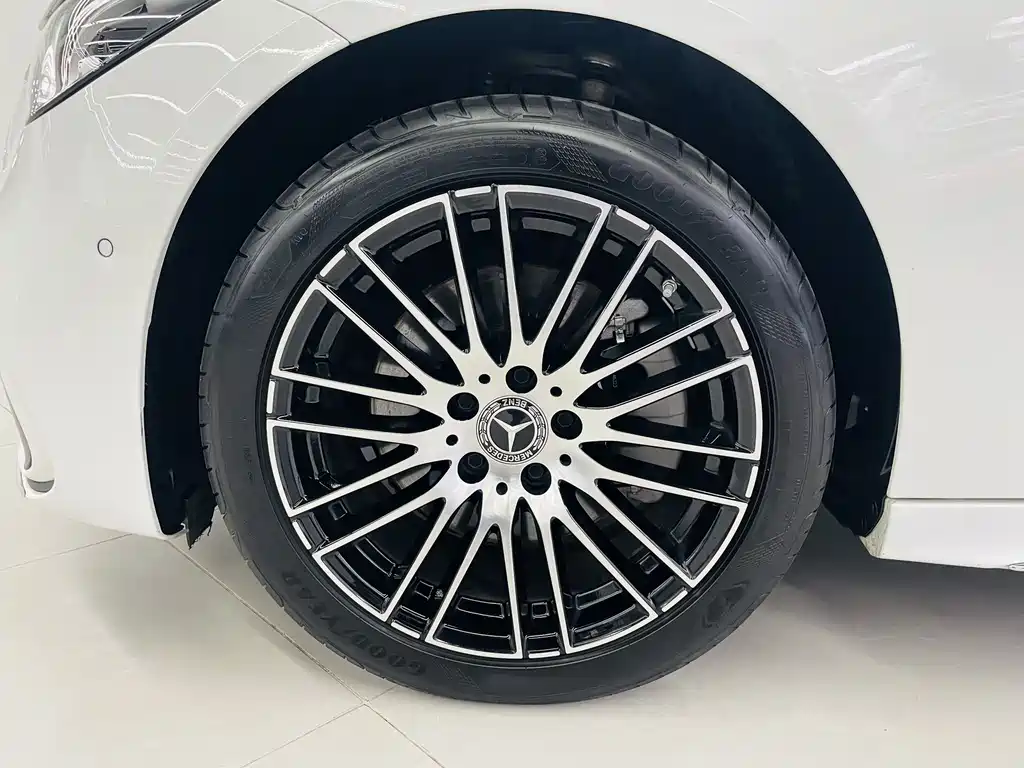 Mercedes-Benz C-Class 2024 C 260 L Sports Edition купить на сайте DeffCars