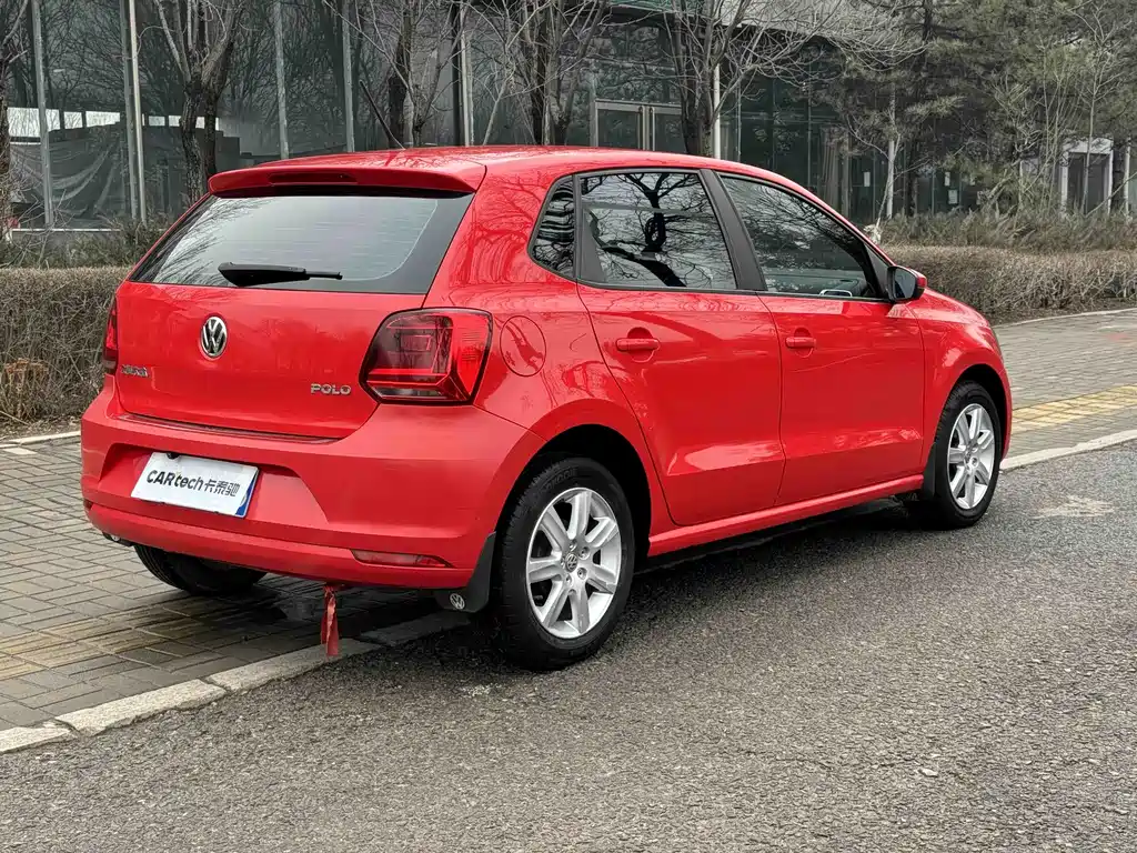 Polo 2014 1.4L manual fashion version купить на сайте DeffCars