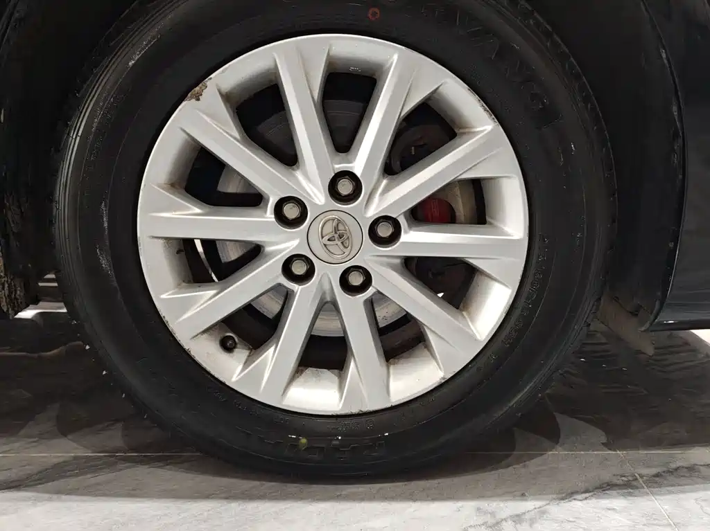 Camry 2015 2.0E Elite Edition купить на сайте DeffCars