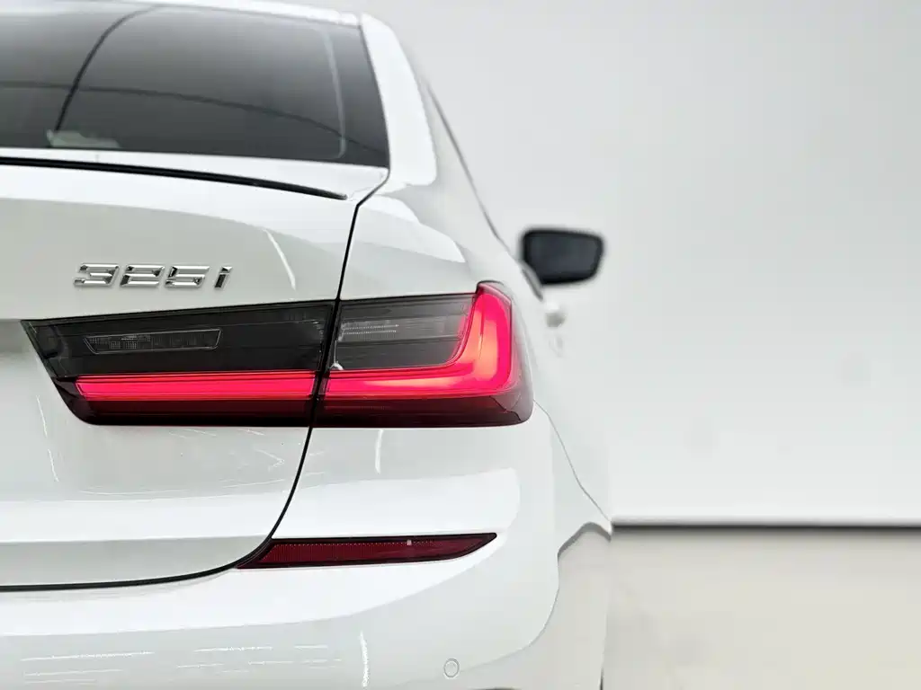 BMW 3 Series 2020 325i M Sports Night Package купить на сайте DeffCars