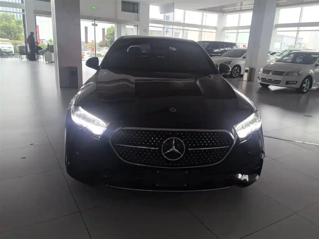 Mercedes-Benz E-Class 2024 E 300 L Fashionable and Sporty купить на сайте DeffCars