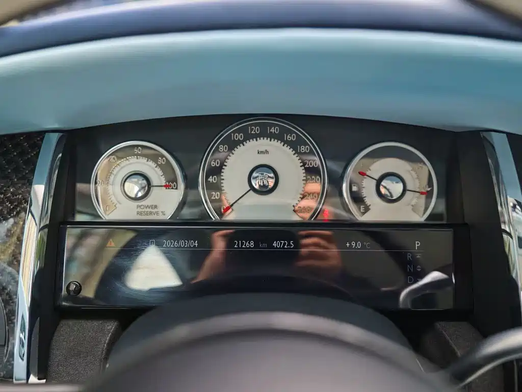 Phantom 2013 6.6T standard model купить на сайте DeffCars