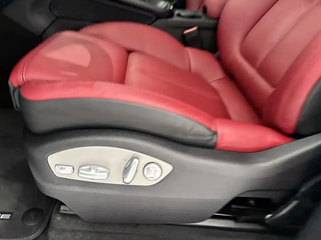 Macan 2022 Macan 2.0T купить на сайте DeffCars
