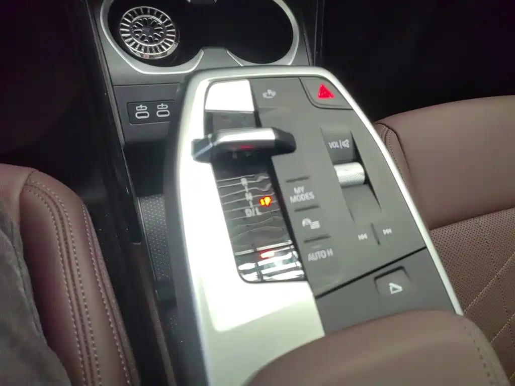 BMW X1 2024 sDrive25Li M Sports Package купить на сайте DeffCars