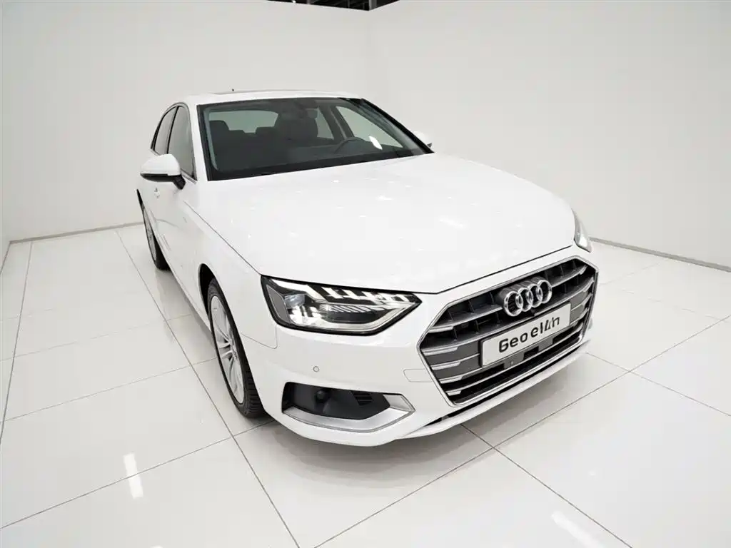 Audi A4L 2020 40 TFSI luxury and elegant model купить на сайте DeffCars