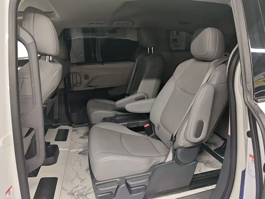 Grevia 2023 2.5L Hybrid Comfort Edition купить на сайте DeffCars