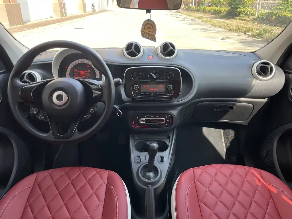 smart forfour 2018 1.0L 52kW smart version купить на сайте DeffCars