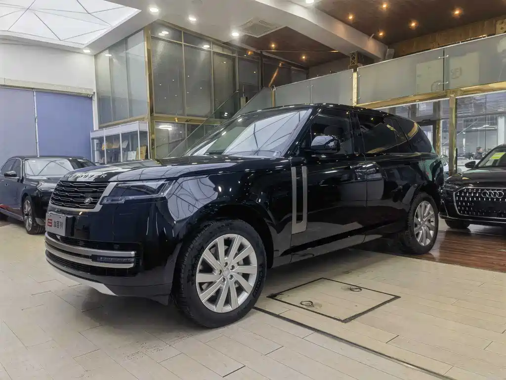 Range Rover 2023 3.0 L6 400PS Seven-seater Extended Edition купить на сайте DeffCars
