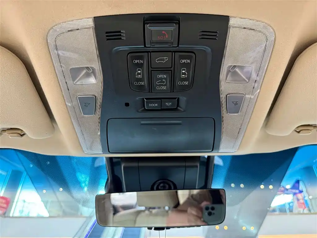 Wilfa 2021 Crown Dual Engine 2.5L HV Premium Edition купить на сайте DeffCars