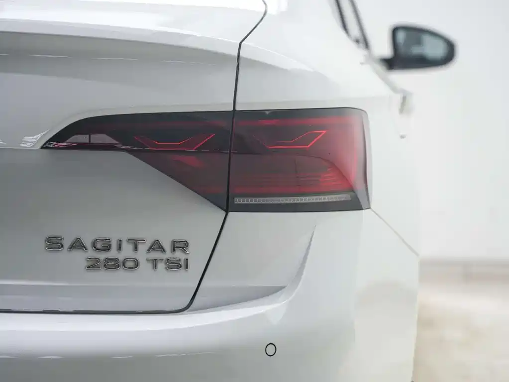 Sagitar 2023 280TSI DSG surpasses Lite version купить на сайте DeffCars