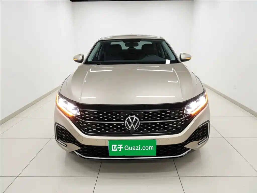 Passat 2022 330TSI Starry Sky Elite Edition купить на сайте DeffCars