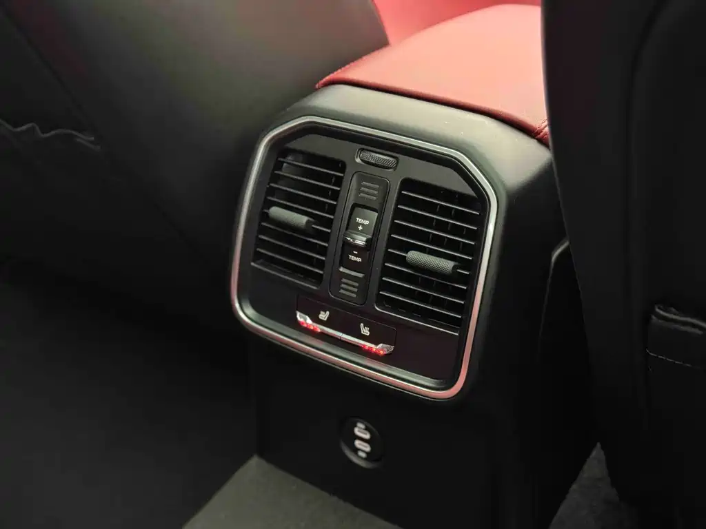 Macan 2021 Macan S 3.0T купить на сайте DeffCars