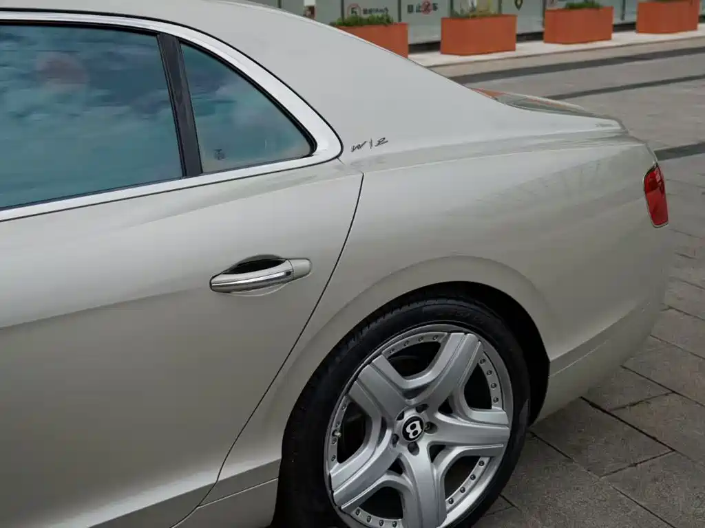 Flying Spur 2013 6.0T W12 Premium Edition купить на сайте DeffCars