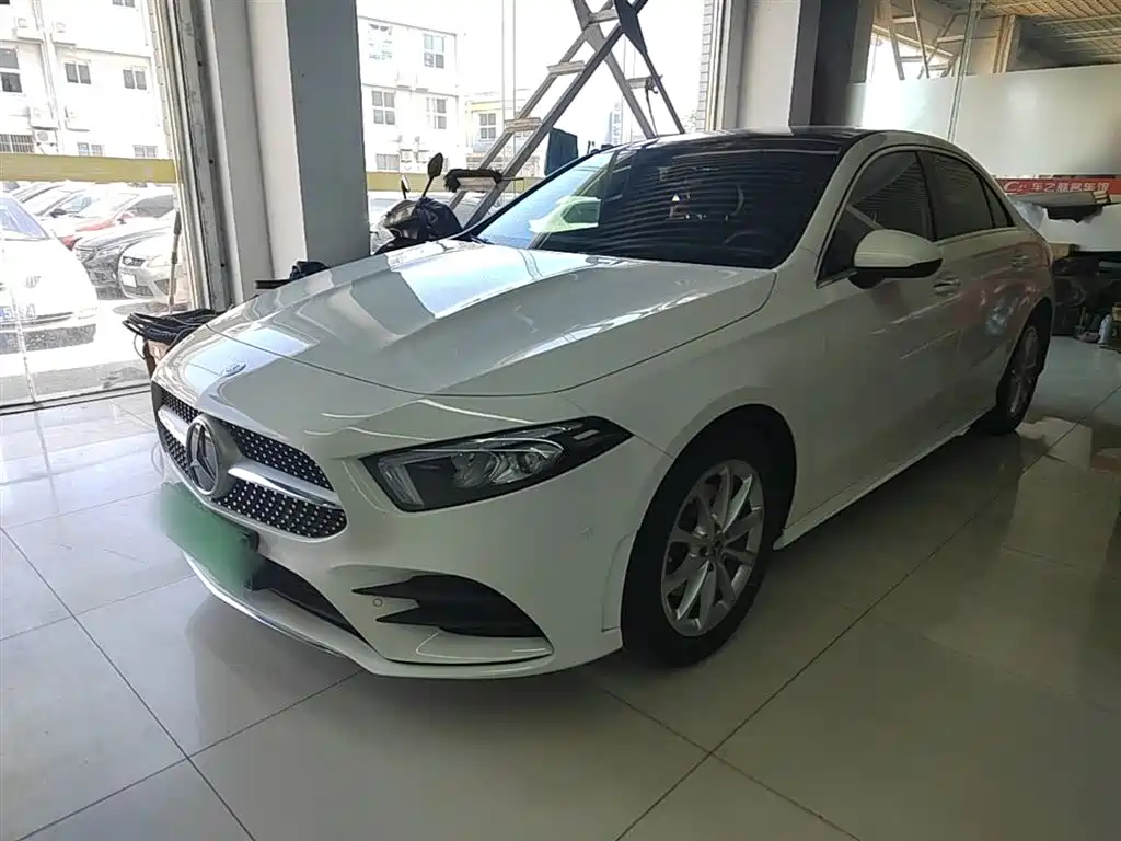 Mercedes-Benz A-Class 2021 A 200 L Sports Sedan Fashionable купить на сайте DeffCars