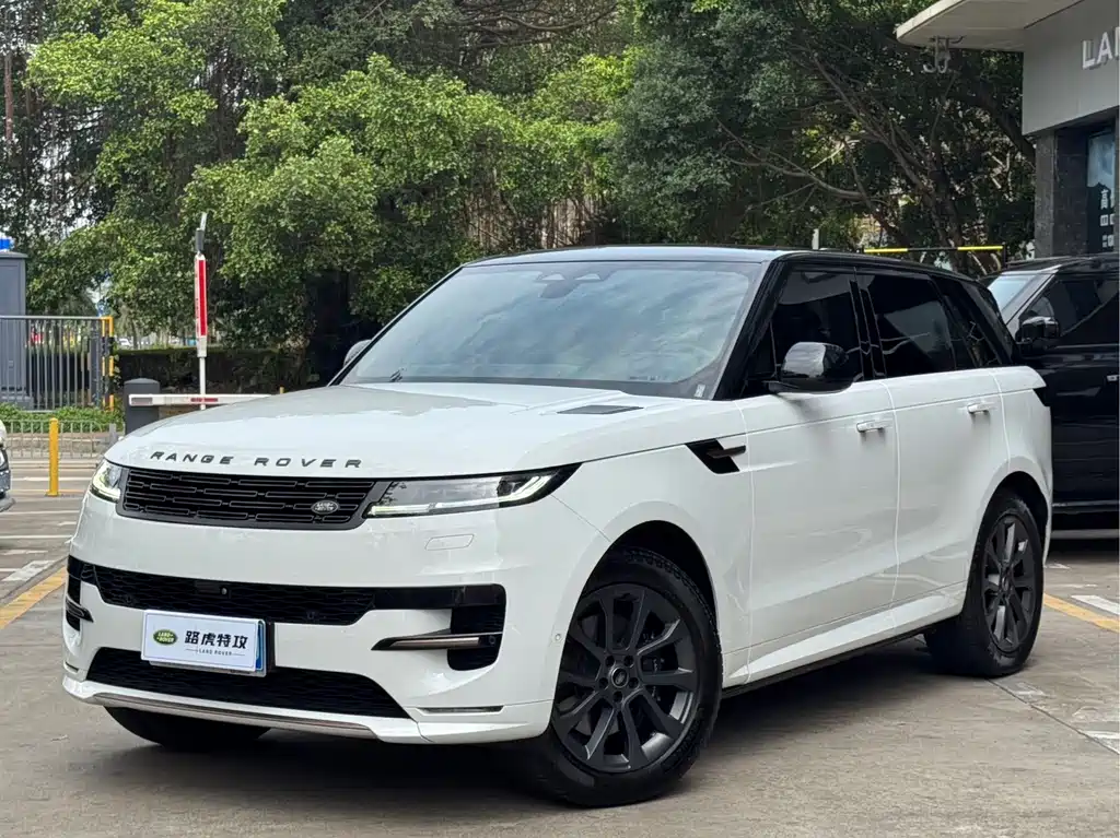 Range Rover Sport 2023 400PS Dynamic SE купить на сайте DeffCars