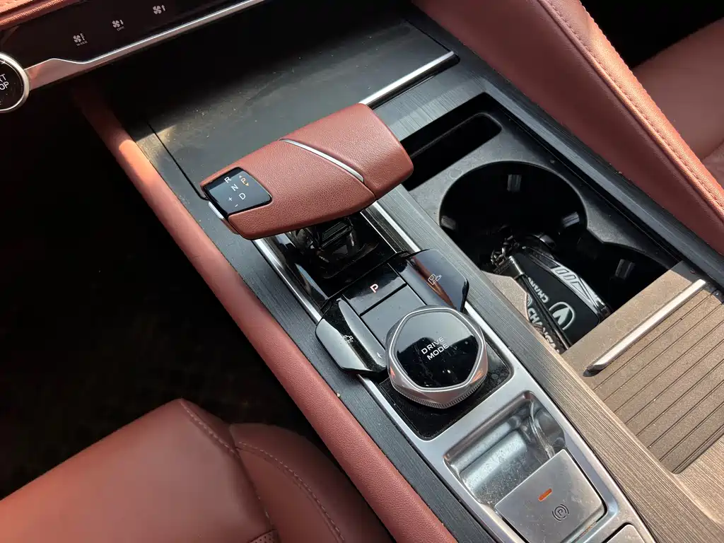 Changan CS75PLUS 2023 third generation 1.5T automatic premium model купить на сайте DeffCars