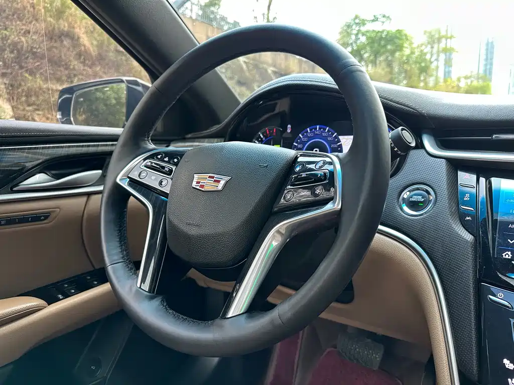 Cadillac XTS 2018 28T luxury model купить на сайте DeffCars