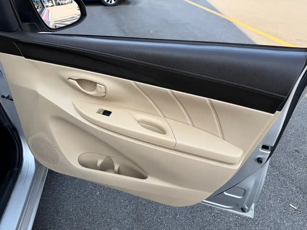 Vios 2014 1.5L automatic smart version купить на сайте DeffCars