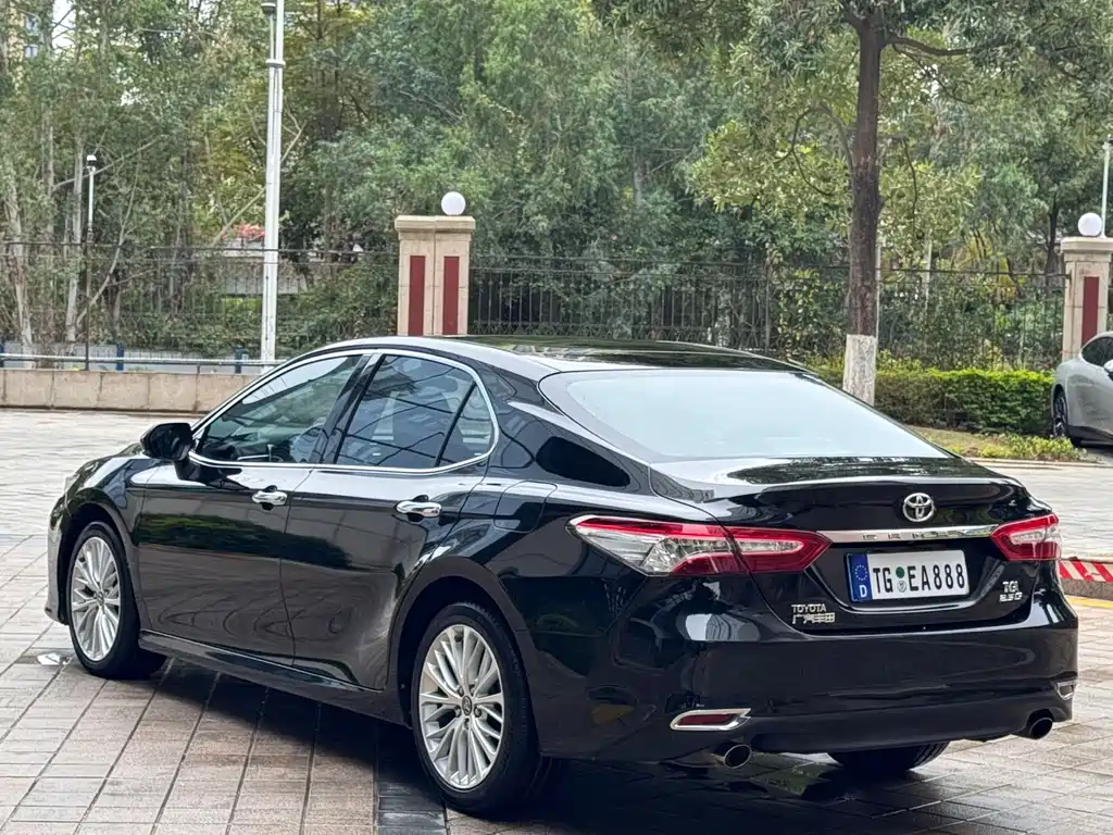 Camry 2018 2.5G Deluxe Edition купить на сайте DeffCars