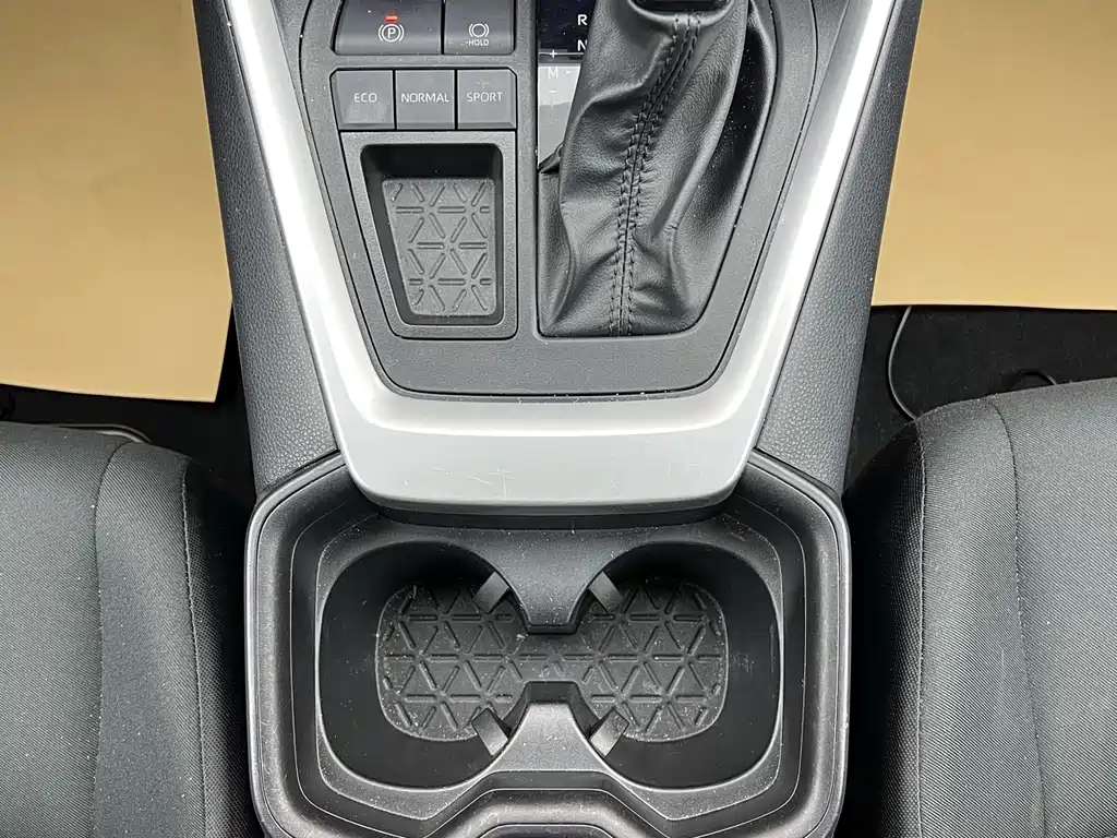 Wilanda 2024 2.0L CVT two-wheel drive leading version купить на сайте DeffCars