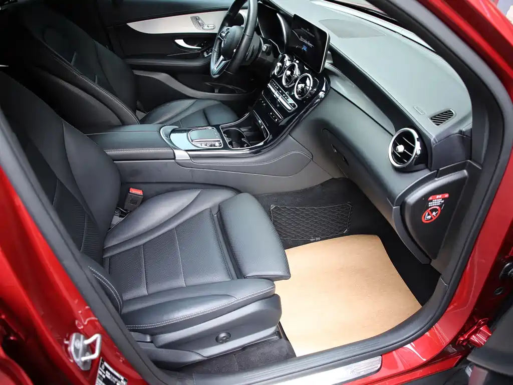 Mercedes-Benz GLC Coupe 2020 GLC 260 4MATIC Coupe SUV купить на сайте DeffCars