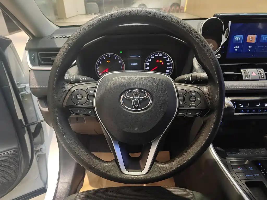 RAV4 Rongfang 2022 2.0L CVT two-wheel drive urban version купить на сайте DeffCars