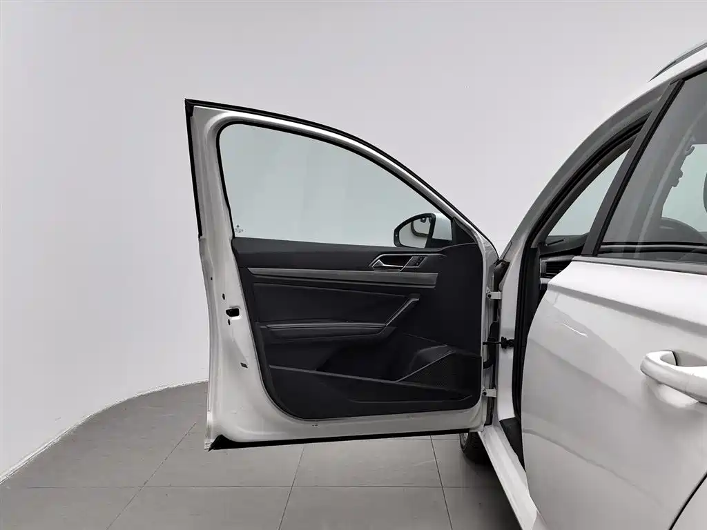 Lavida 2018 Hatchback 280TSI DSG Comfort Edition National V купить на сайте DeffCars