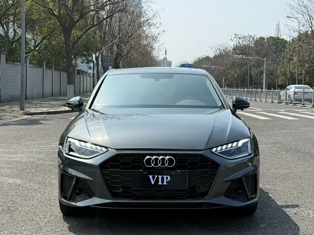 Audi A4L 2023 40 TFSI Fashionable and Dynamic купить на сайте DeffCars