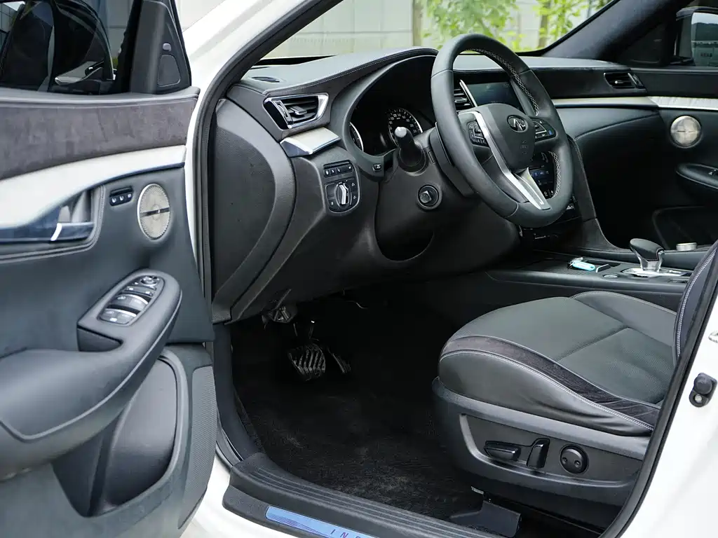 Infiniti QX50 2022 2.0T four-wheel drive flagship version купить на сайте DeffCars