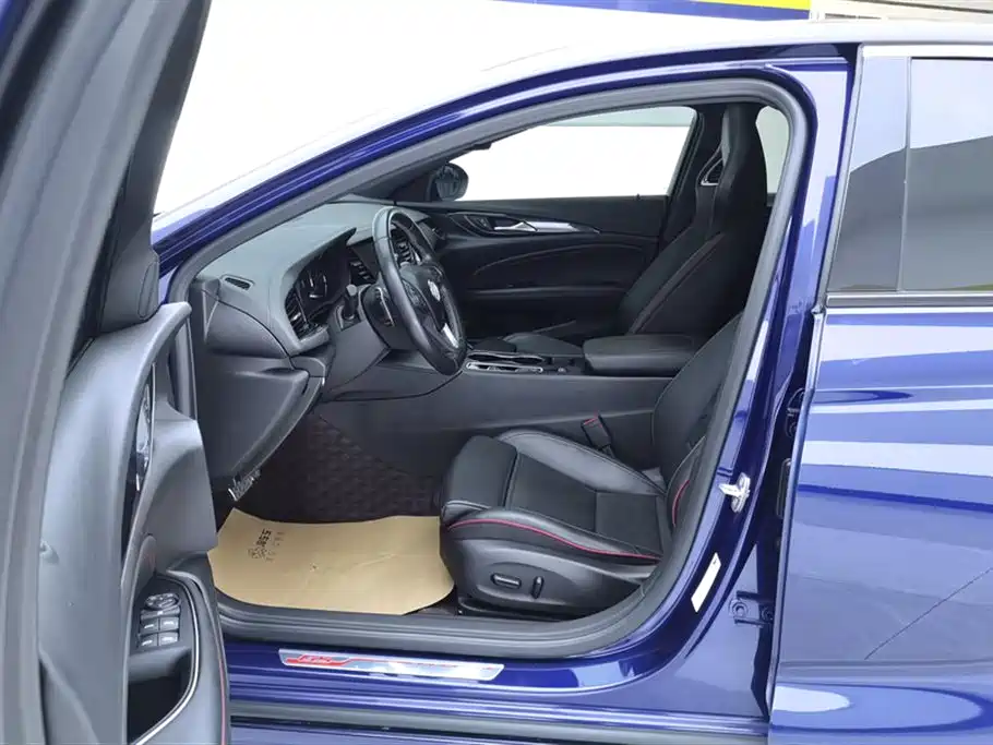 Regal 2020 GS 28T Elite купить на сайте DeffCars