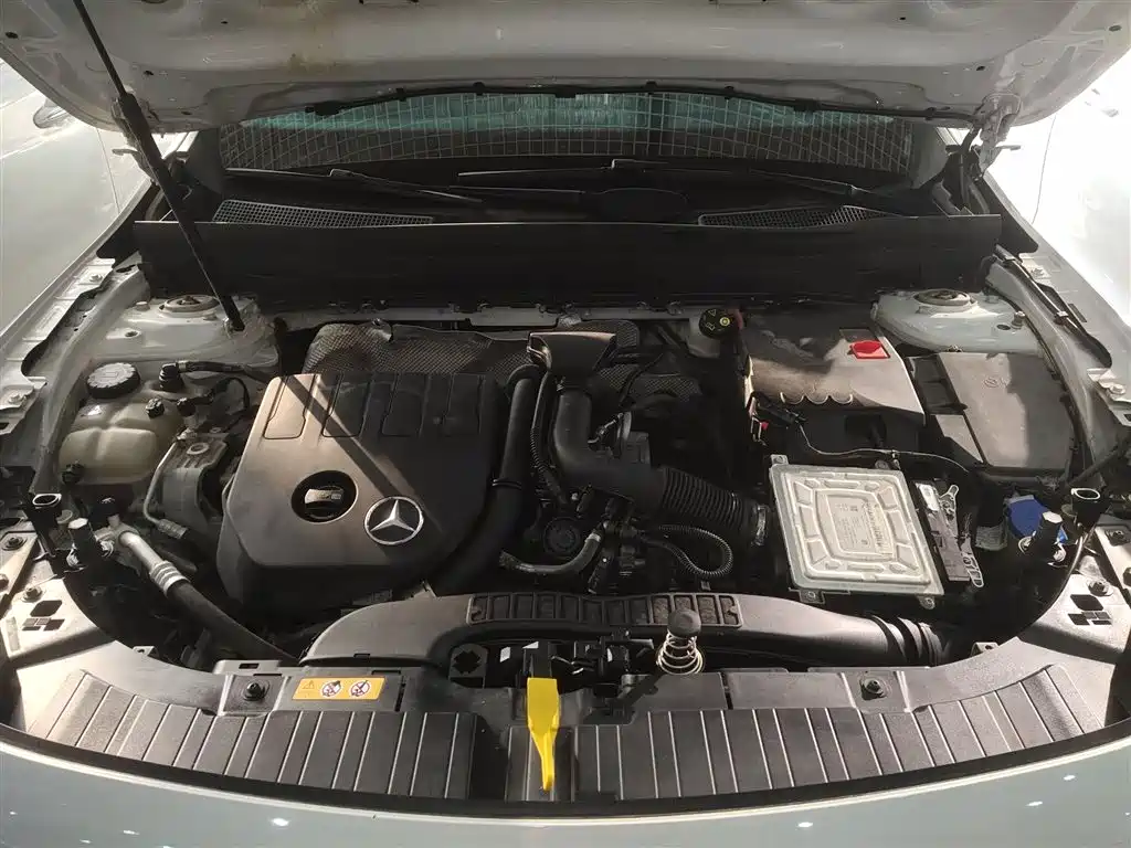 Mercedes-Benz GLB 2020 GLB 200 Dynamic купить на сайте DeffCars