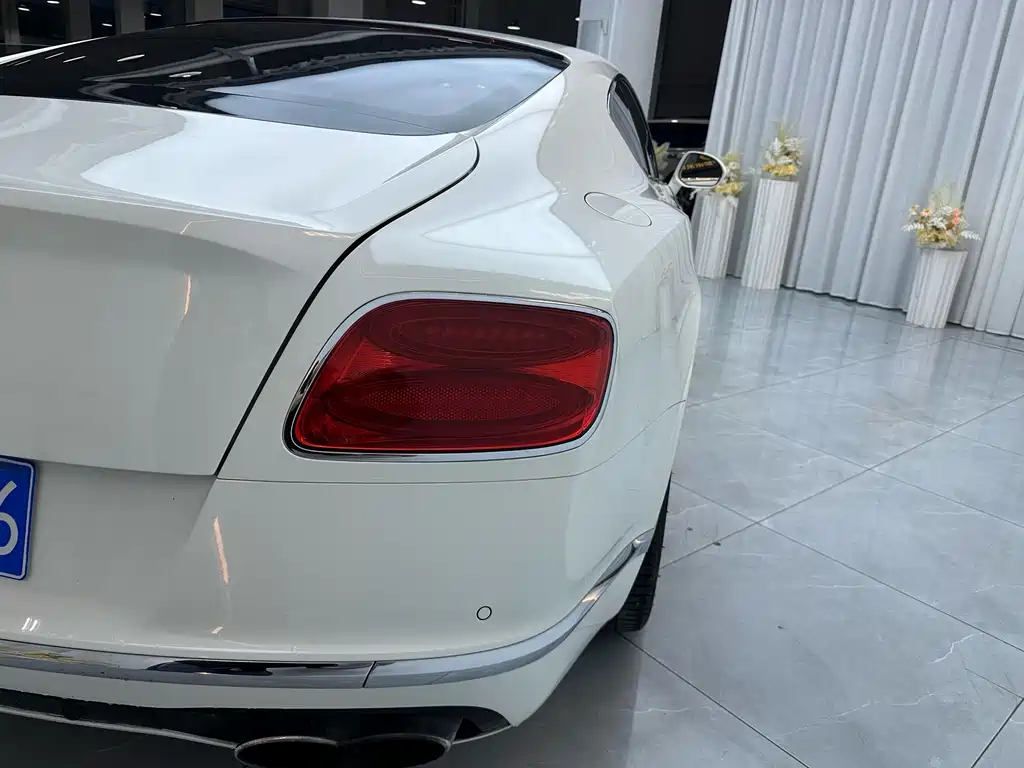 Continental 2017 4.0T GT V8 Standard Edition купить на сайте DeffCars