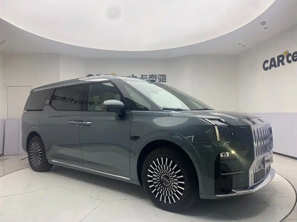 Jikrypton 009 2024 seven-seat aisle version four-wheel drive 108kWh купить на сайте DeffCars