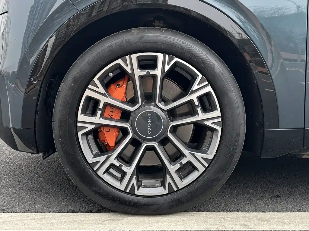 Lynk & Co 900 2025 2.0T Ultra купить на сайте DeffCars