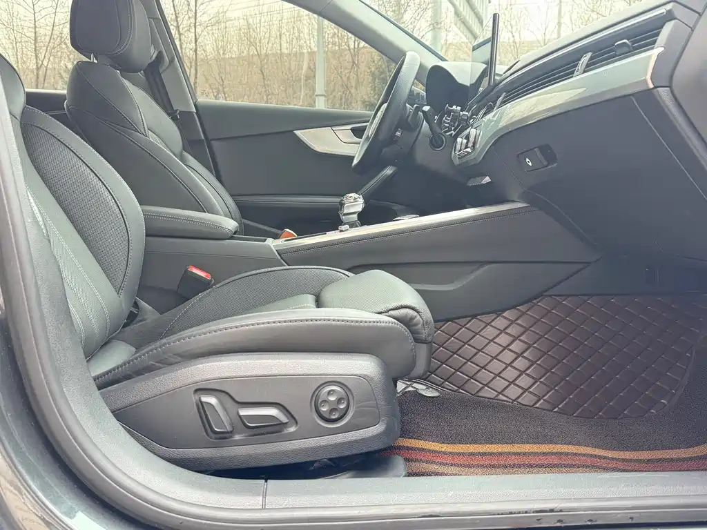Audi A4L 2022 40 TFSI luxury and dynamic model купить на сайте DeffCars