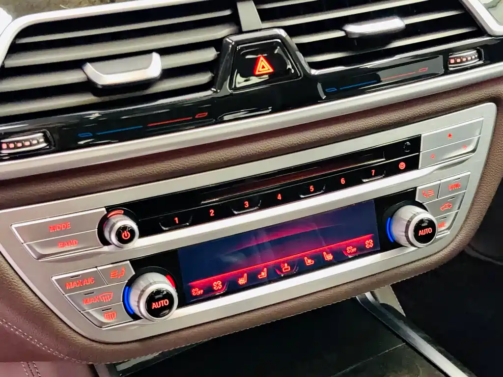 BMW 7 Series 2018 730Li Exclusive Excellence Package купить на сайте DeffCars