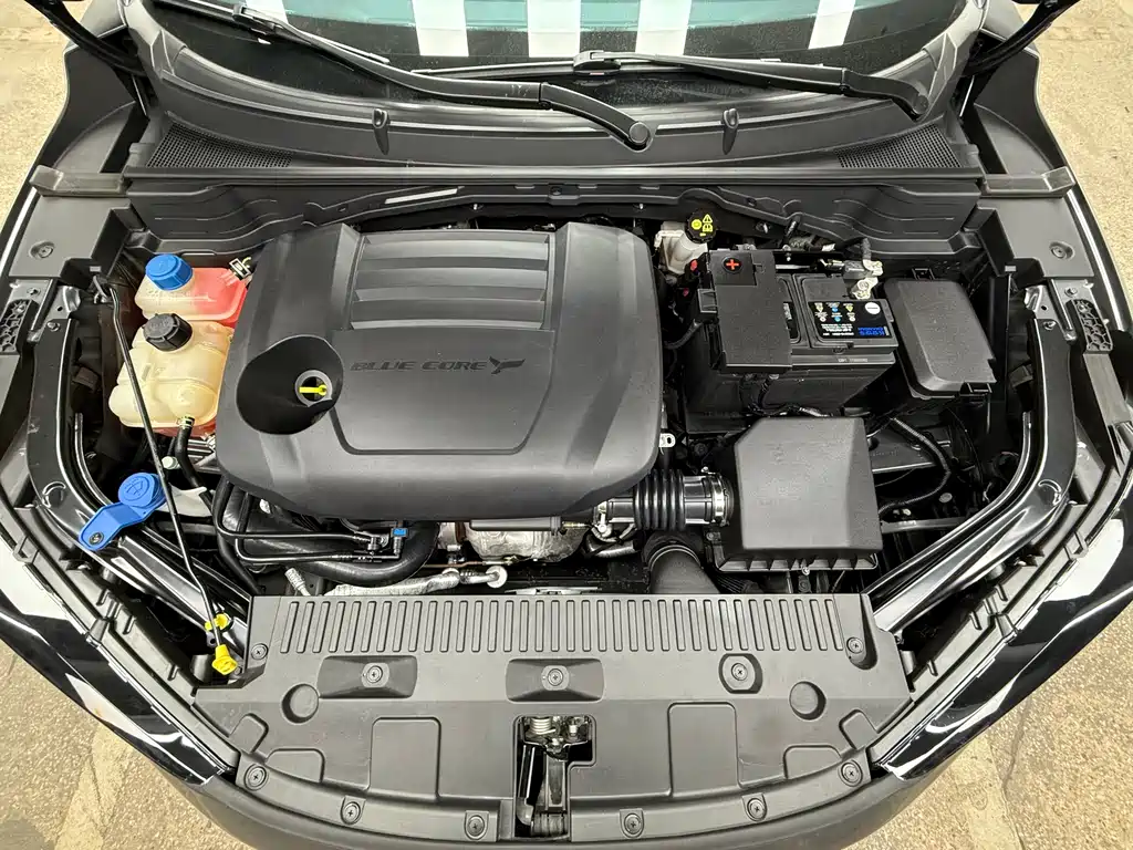 Changan UNI-T 2022 2.0T pilot model купить на сайте DeffCars