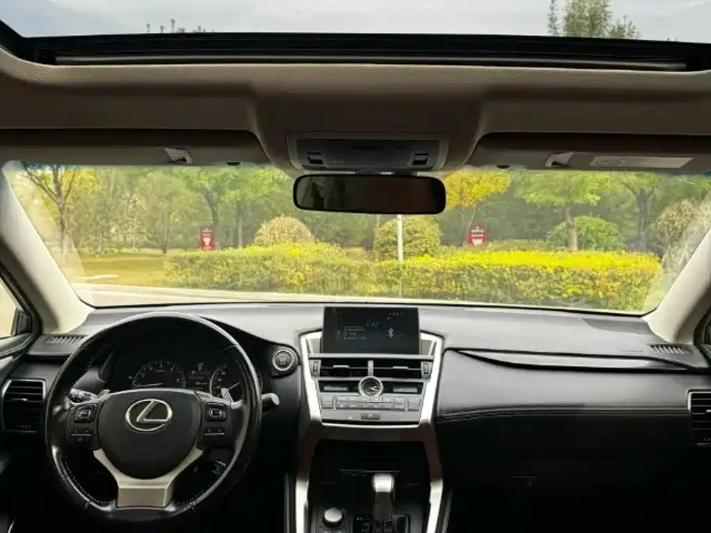Lexus NX 2015 200t AWD Advanced Edition купить на сайте DeffCars