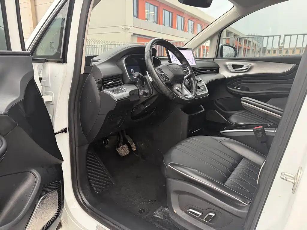 Roewe iMAX8 2021 400TGI Ultimate Edition купить на сайте DeffCars