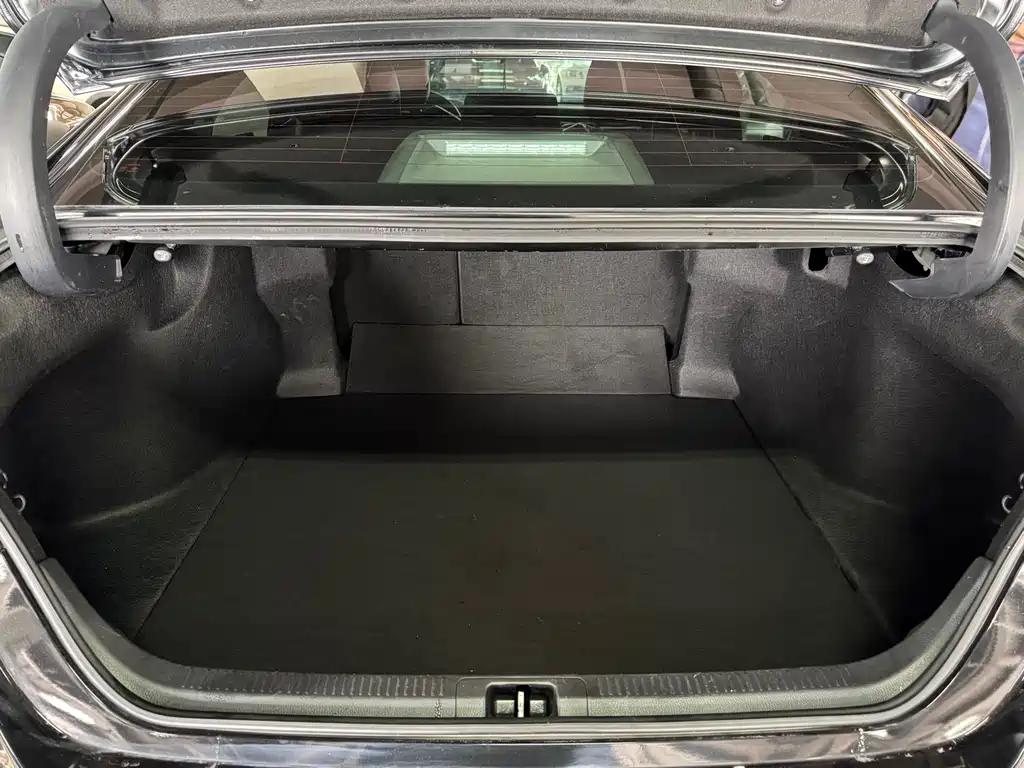 Camry 2019 2.0E Elite Edition National VI купить на сайте DeffCars