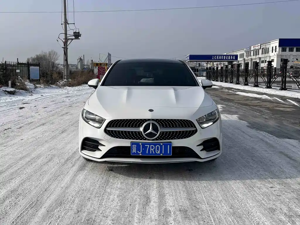 Mercedes-Benz A-Class 2022 A 180 L Sports Sedan купить на сайте DeffCars