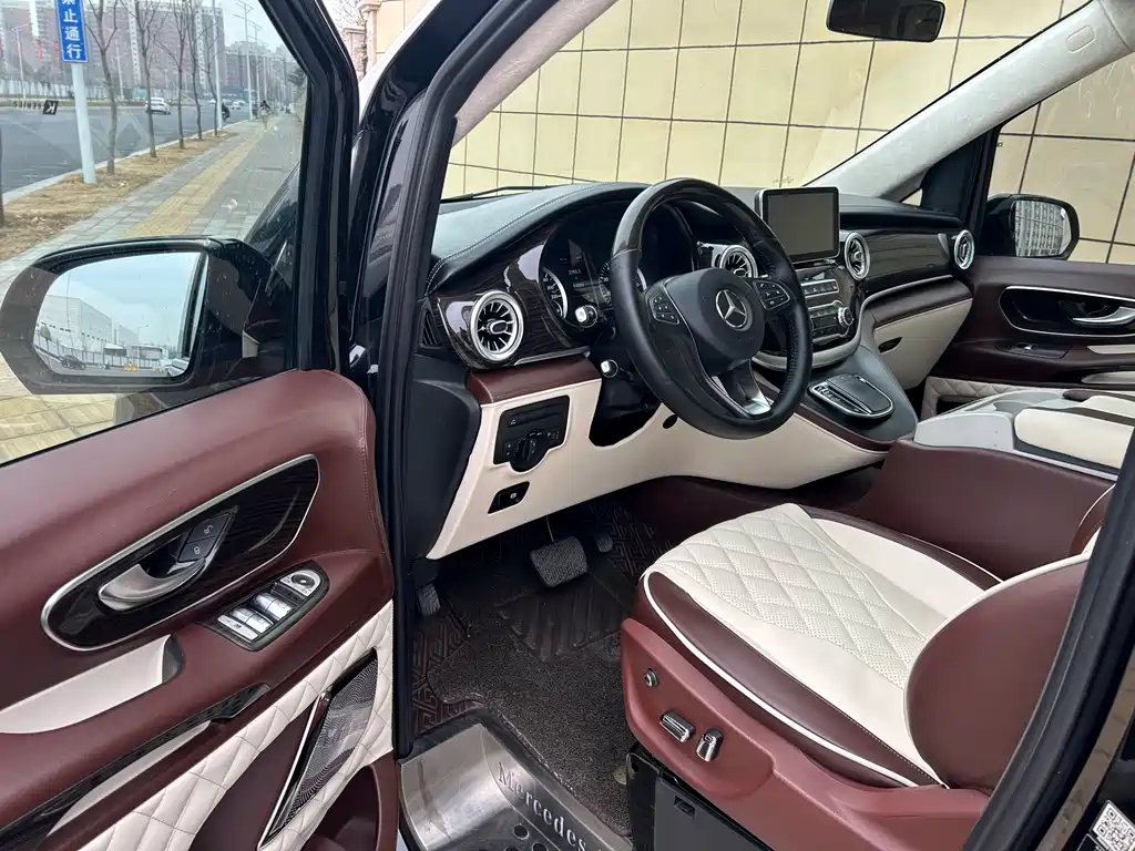 Vito 2018 2.0T Business Edition National V купить на сайте DeffCars