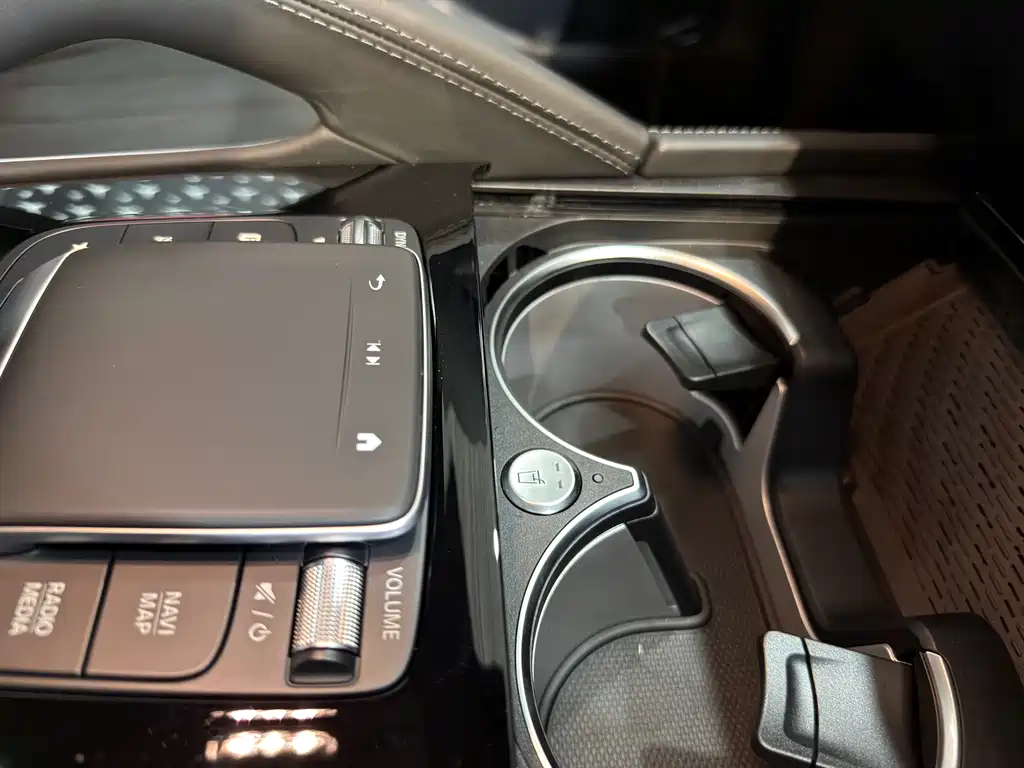 Mercedes-Benz GLS AMG 2024 AMG GLS 63 4MATIC+ купить на сайте DeffCars