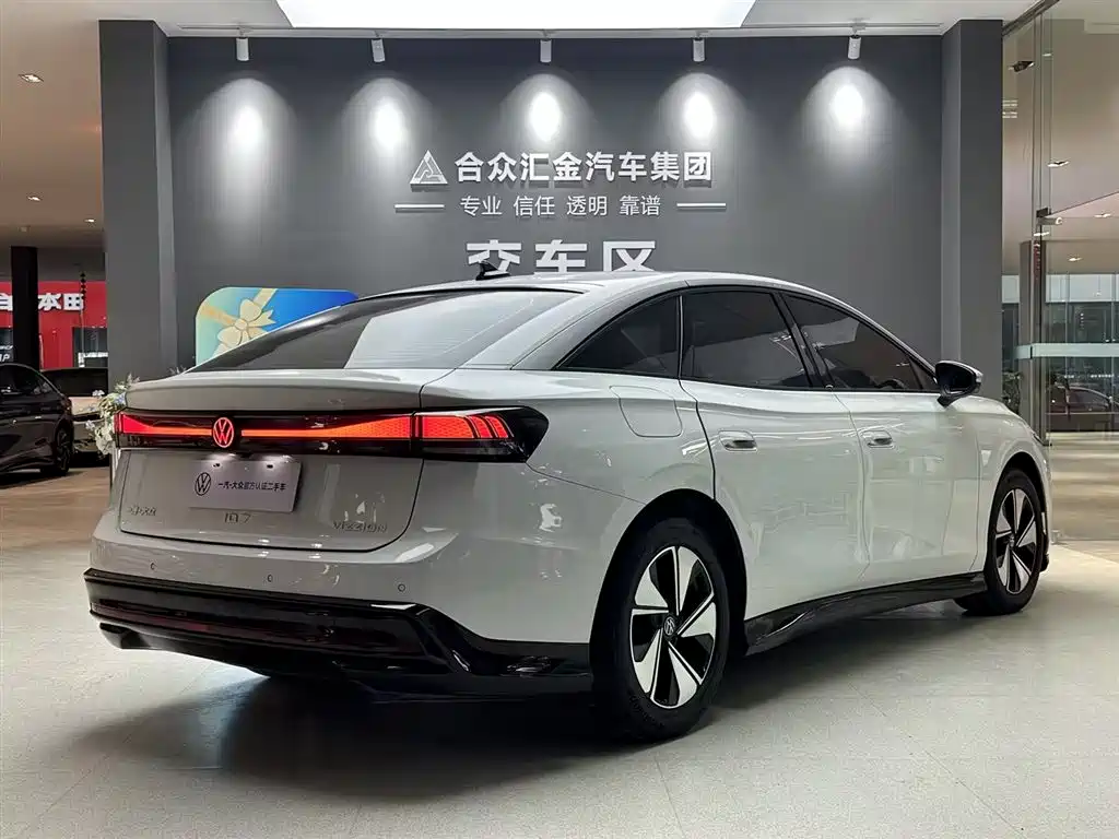 Volkswagen ID.7 VIZZION 2024 AIR купить на сайте DeffCars