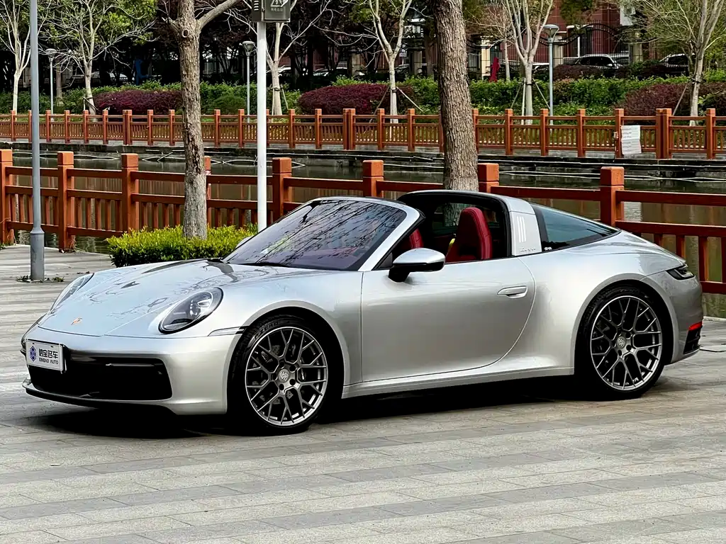 Porsche 911 2023 Targa 4 3.0T купить на сайте DeffCars