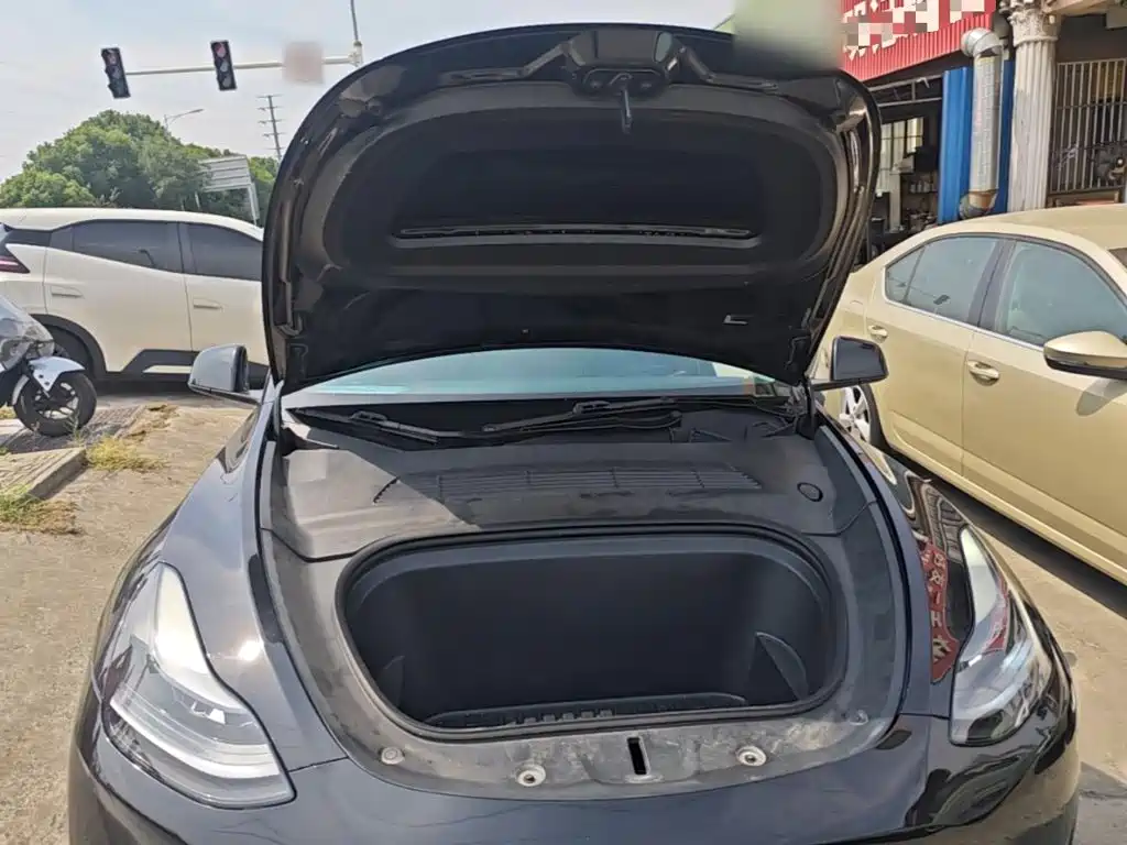 Model Y 2022 rear-wheel drive version купить на сайте DeffCars