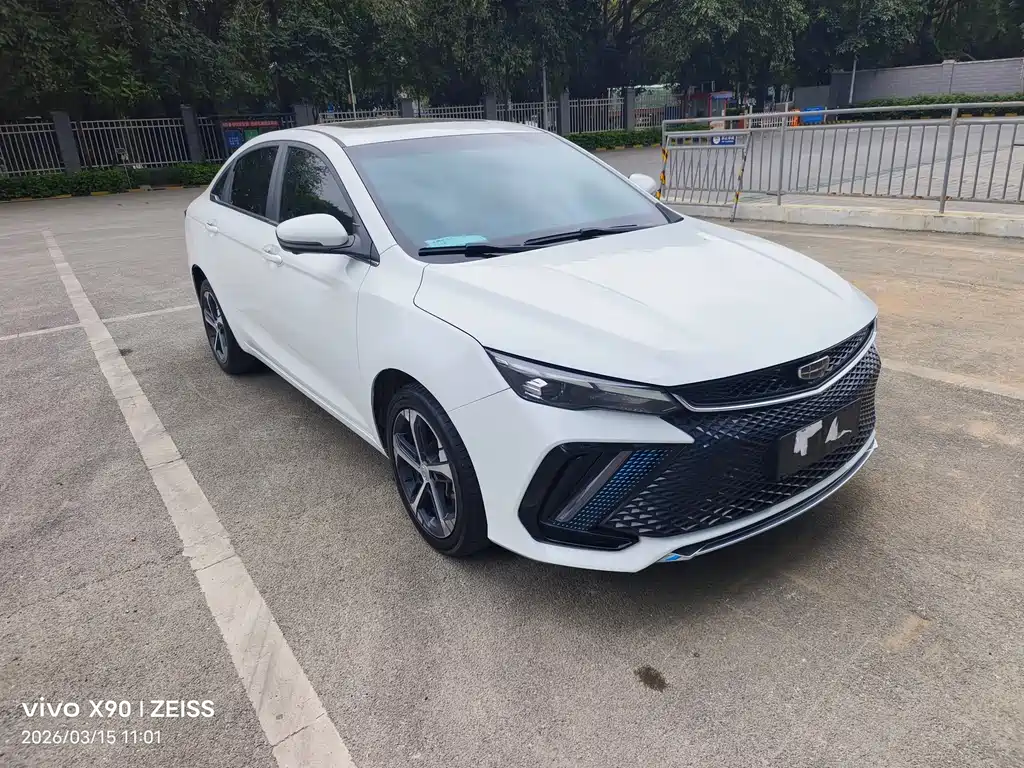 Emgrand L 2022 1.4T CVT flagship model купить на сайте DeffCars