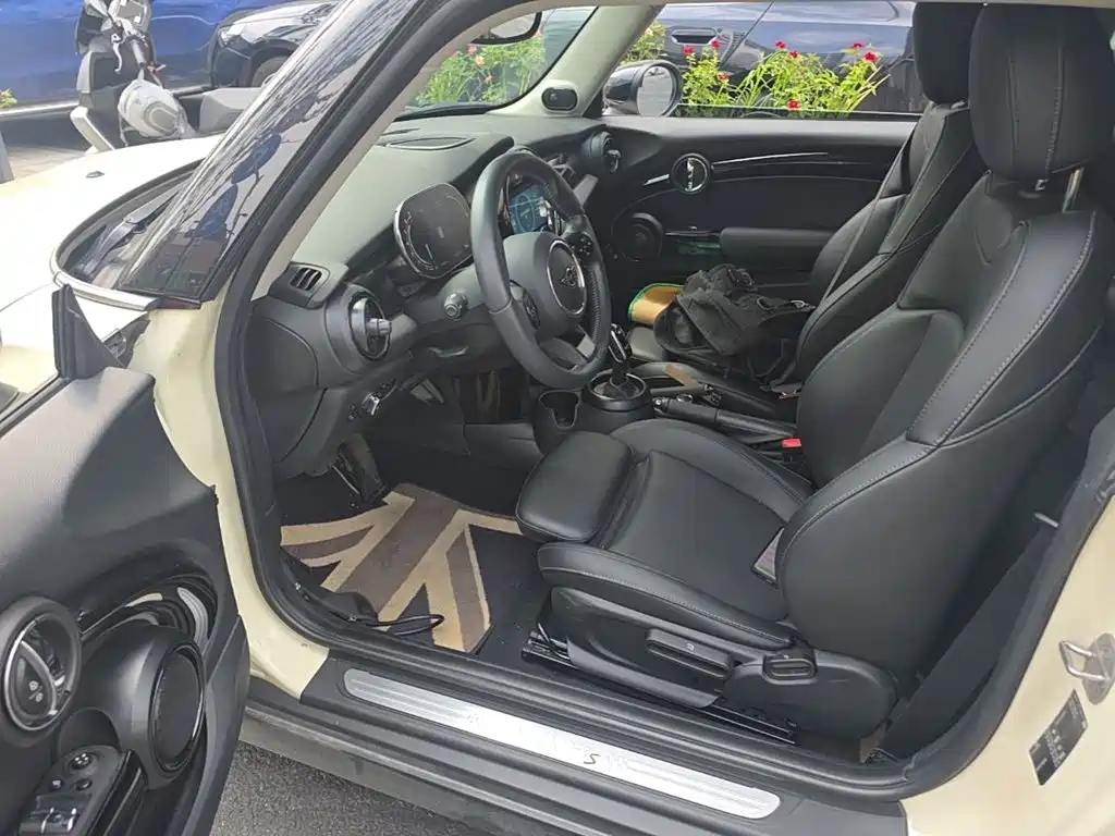 MINI 2022 2.0T COOPER S Classic купить на сайте DeffCars