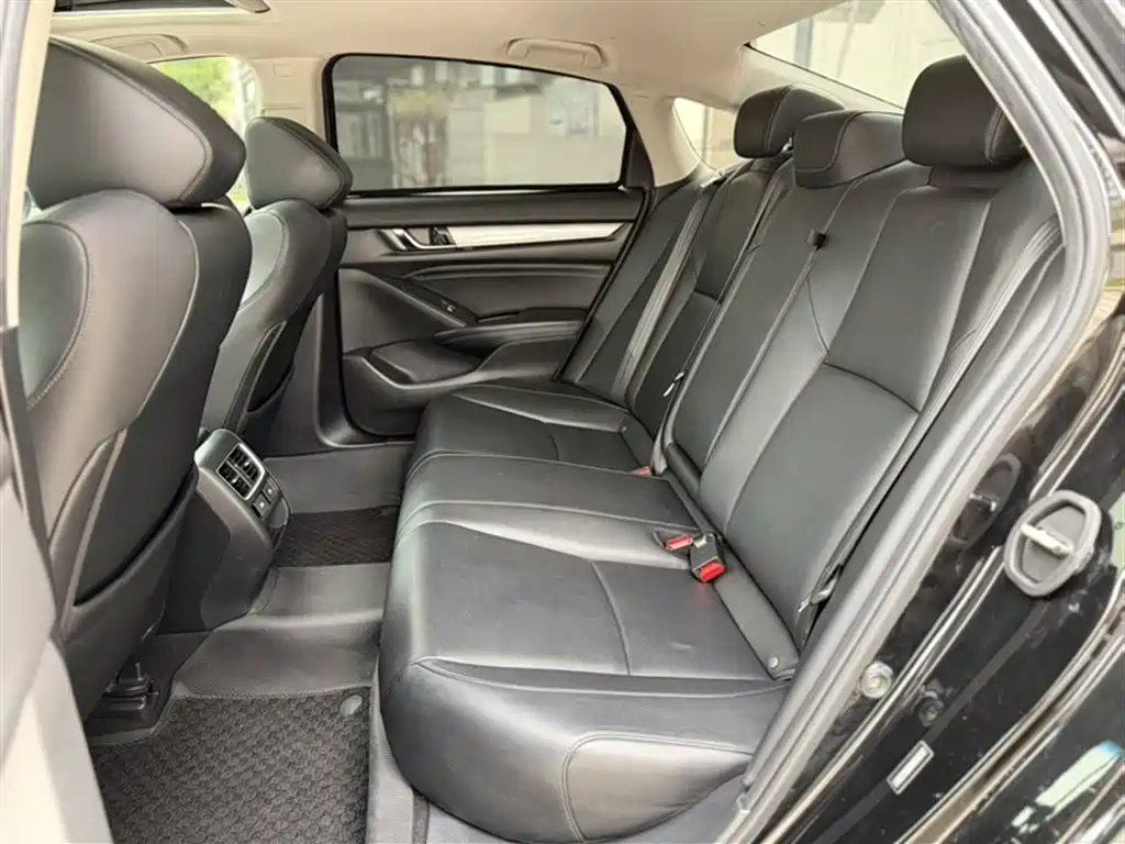 Accord 2022 Sharp Hybrid 2.0L Sharp Collar Edition купить на сайте DeffCars
